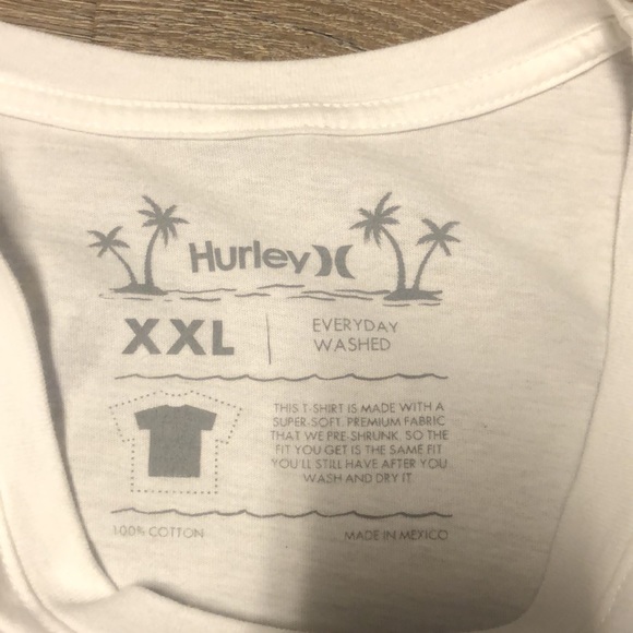 Brand🆕🔥💖🔥 HURLEY short sleeve tee - Picture 3 of 7